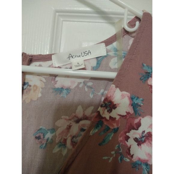 Active USA Floral Romper - Picture 4 of 6